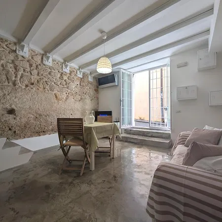 Cami Romantic House - Ortigia Center * סירקוזה