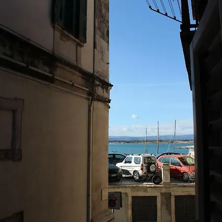 Camì Romantic House - Ortigia Center Appartamento *